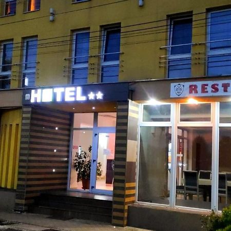 Hotel Riga Arad Exterior photo