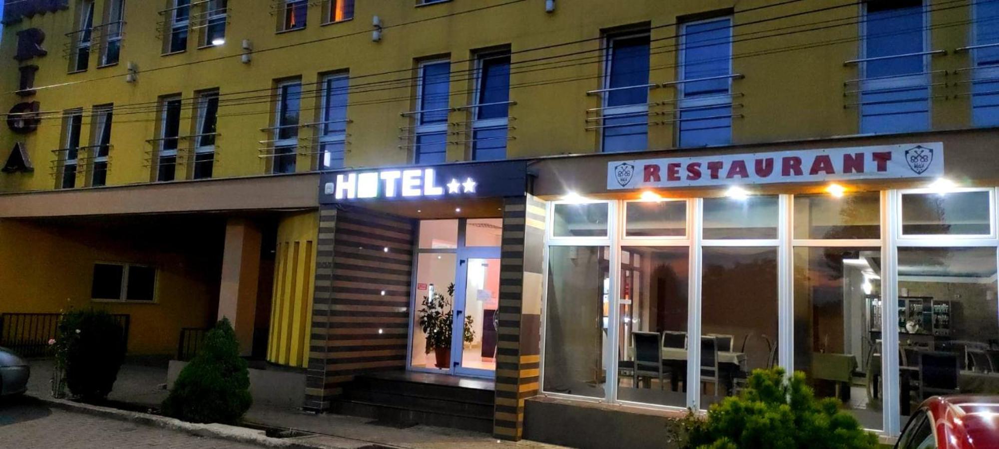 Hotel Riga Arad Exterior photo